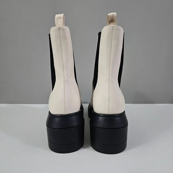 NEW Stuart Weitzman Norah Ankle Boot Women 9.5 WIDE Oat Leather Chelsea Lug Sole - Picture 6 of 15